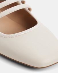 Call It Spring - Kamelie Flats