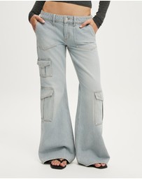 Cotton On - Low Relaxed Flare Jean