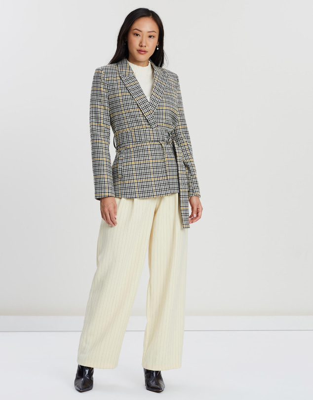 Vero Moda - Fanya LS Belted Blazer