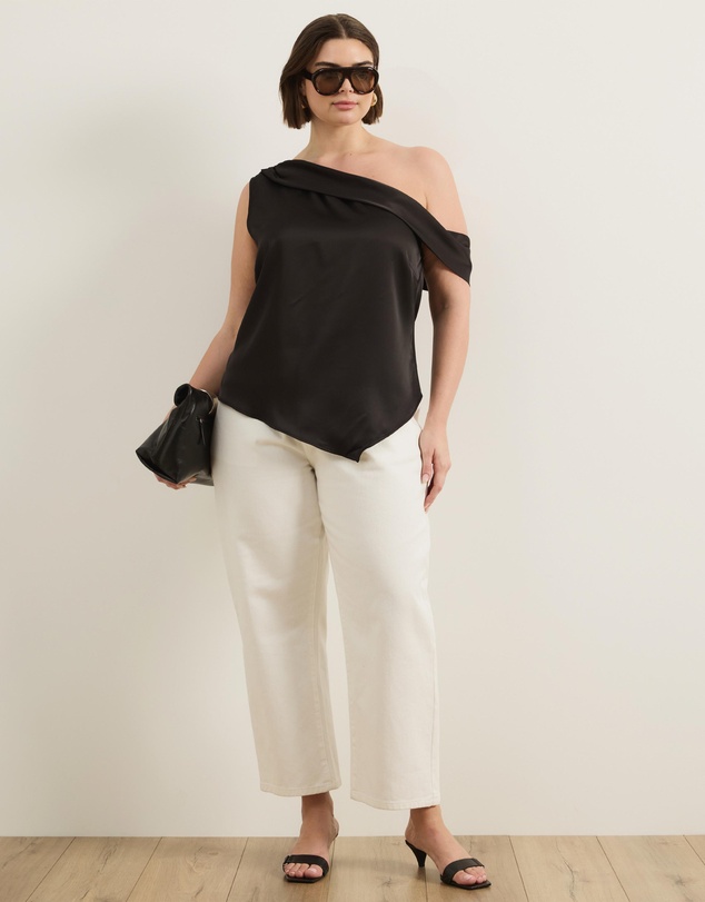 Atmos&Here Curvy - Eriselle Off Shoulder Satin Top