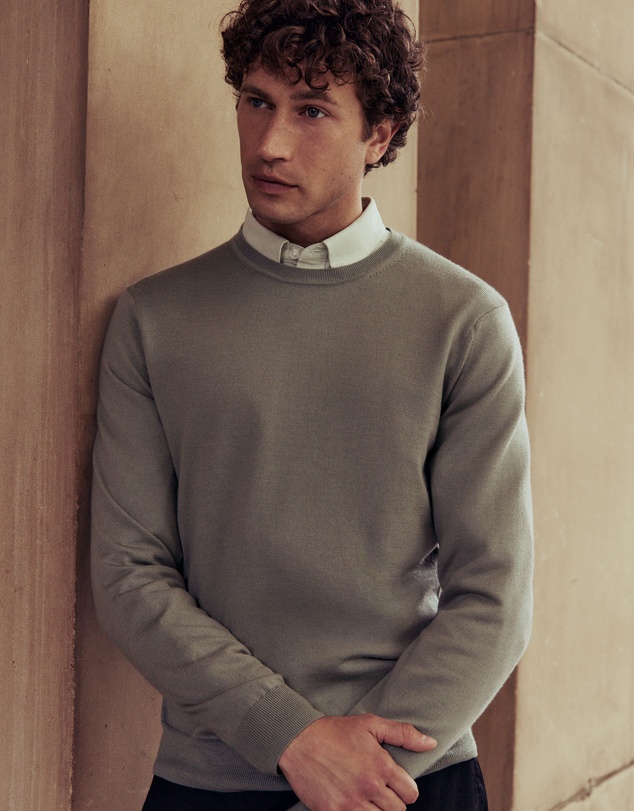 Trenery - Merino Crew in Moss Green
