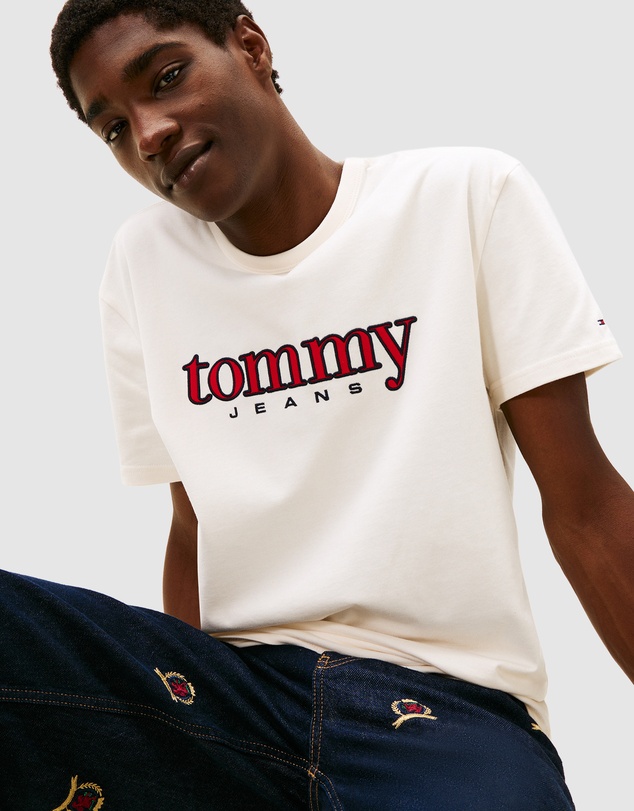 Tommy Jeans - Regular Appliq Graphic SS Tee