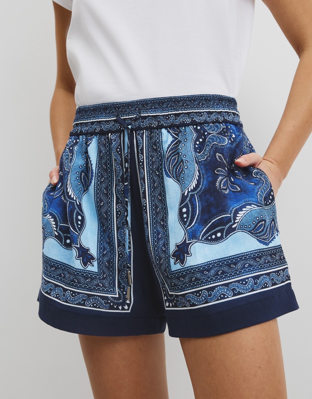 Country Road - Scarf Print Short