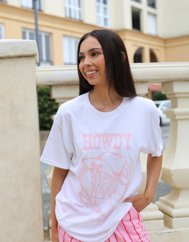 Vacancy Co - Howdy Tee
