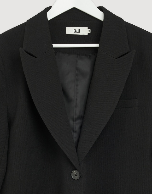 Revibe - Repaired Calli Hayes Blazer - Brand Sizing-18