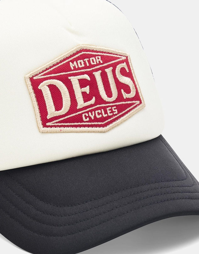 Deus Ex Machina - Josel Trucker