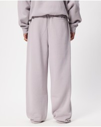 New Balance - Trackside Fleece Pants