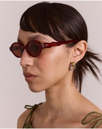 Damson Madder - Wavey Temple Sunglasses