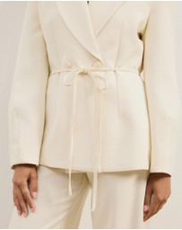 Atmos&Here - Saphira Tailored Blazer