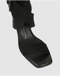 Beau Coops - Desia Block Sandals