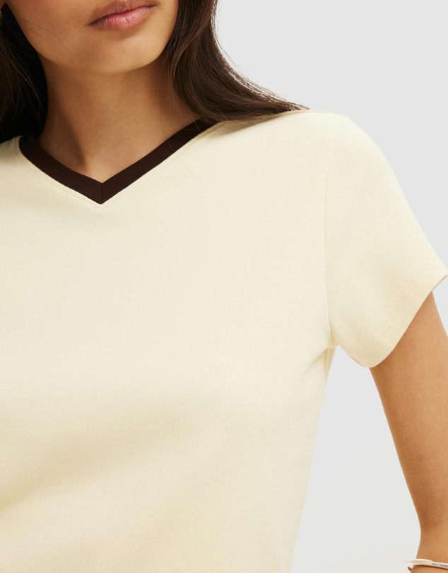 Cotton On - 90s Baby V Neck Tee