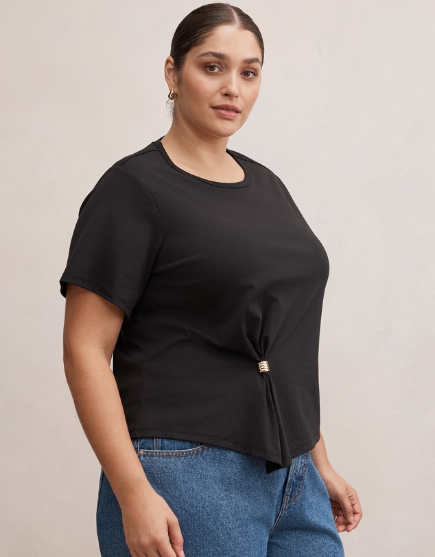 Forever New Curve - Lani Curve Hardware Detail T-shirt