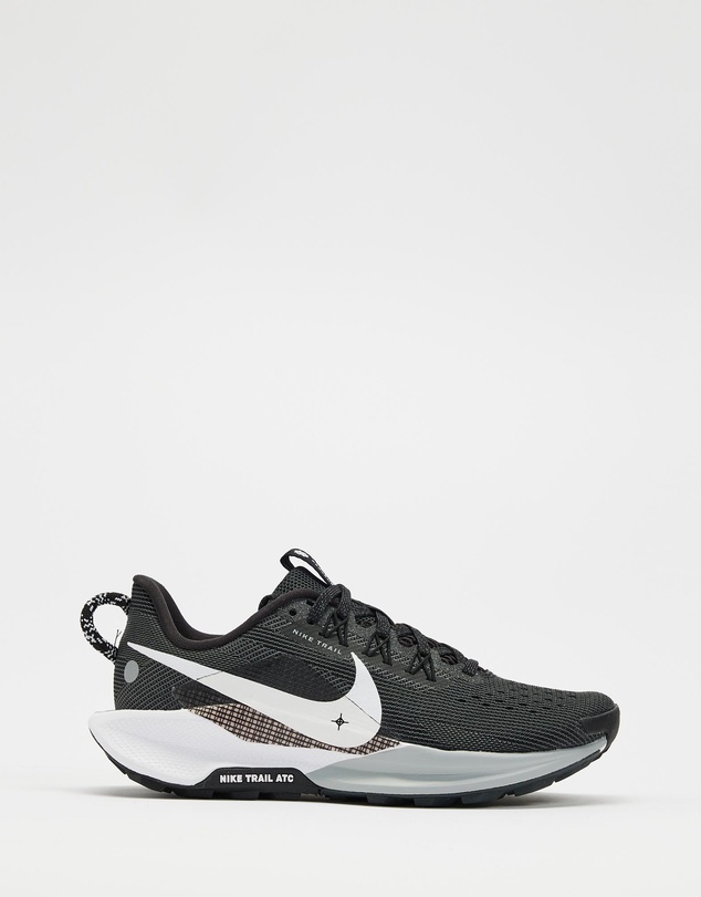 Nike - Pegasus Trail 5 - Women's