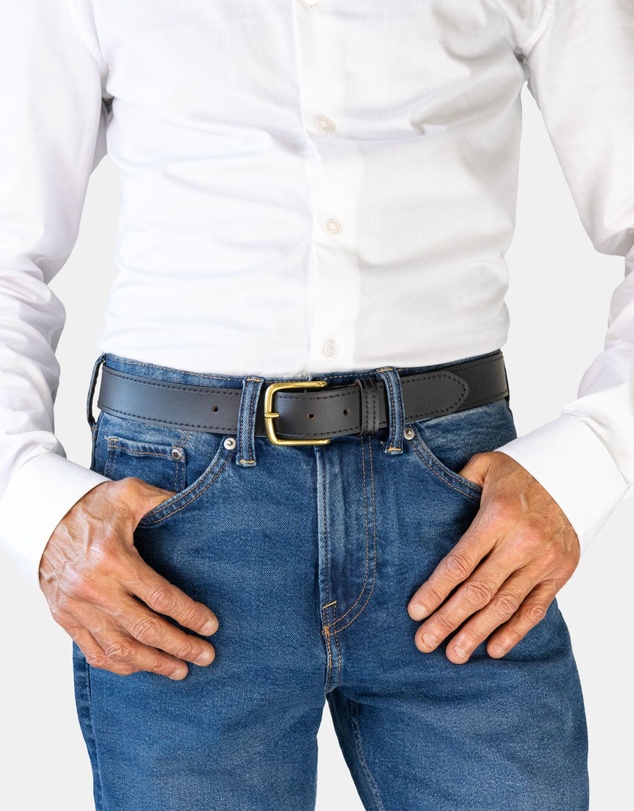 Buckle - Wyoming. Australian Made Buffalo Leather Belt. 35mm width.