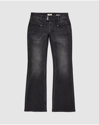 Cotton On - Low Rise Bootcut Jeans