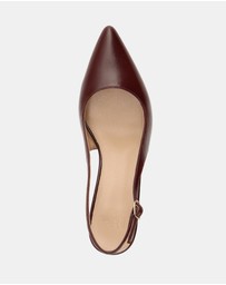 Wittner - Riker Shiny Leather Slingbacks