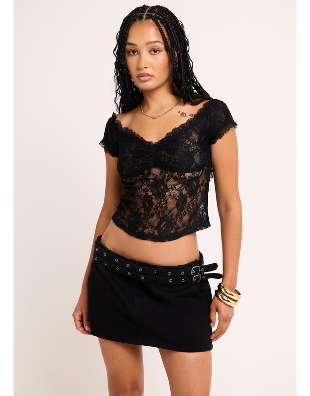 Alice In The Eve - Elsie Lace Off Shoulder Top