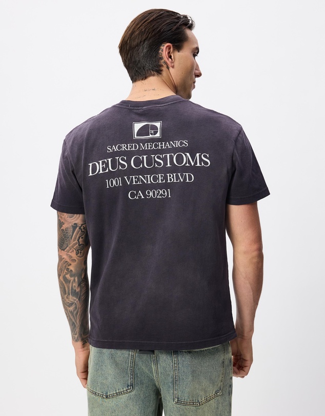 Deus Ex Machina - Perfect Ratio Tee
