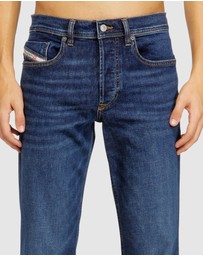 Diesel - 2023 D-Finitive Tapered Jeans