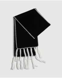 Belle & Bloom - Mountain Side Scarf