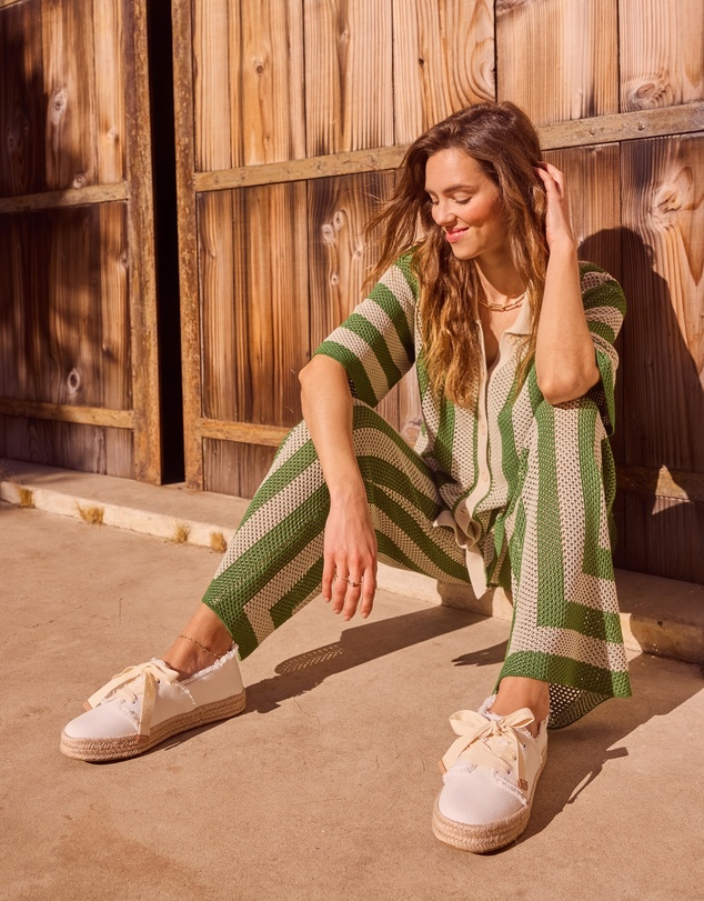 TOMS - Carolina Lace Up Espadrille