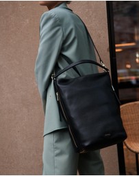 Kinnon - Ginni Bucket Bag