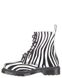 Dr Martens - Pascal 8 Eye Boot