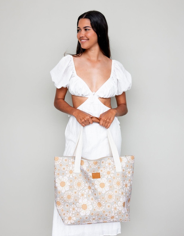 Sky Gazer - The Anywhere Beach Bag- Casuarina