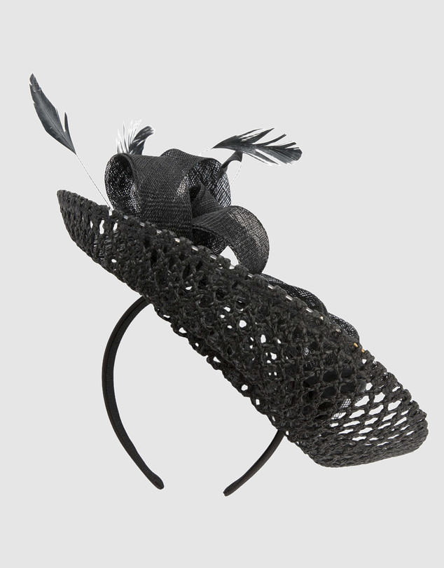 Max Alexander - Black Plate Racing Fascinator