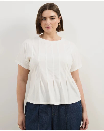 Atmos&Here Curvy - Boxy Pin Tuck T-Shirt