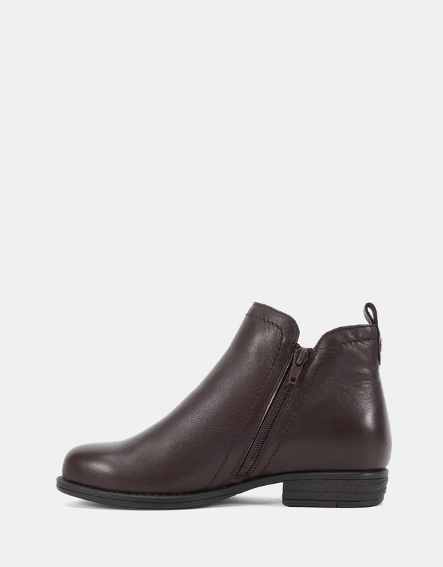 Clarks - Holla Dark Brown