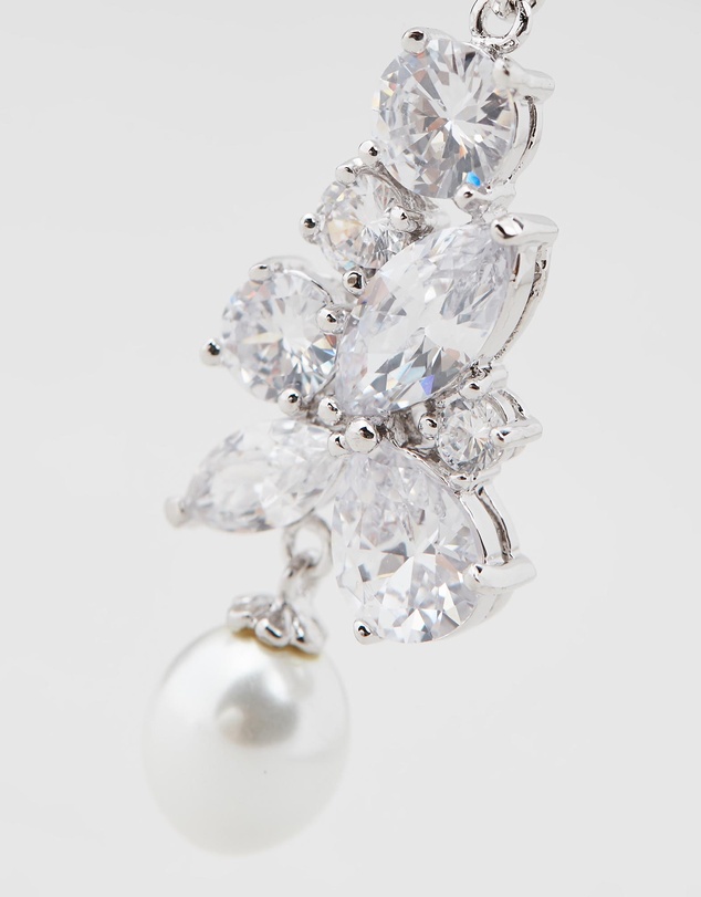Stephanie Browne - Madame Regalia Pearl earrings