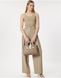GUESS - Nolana Girlfriend Satchel