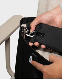 Orbitkey - Clip-on Glasses Pouch