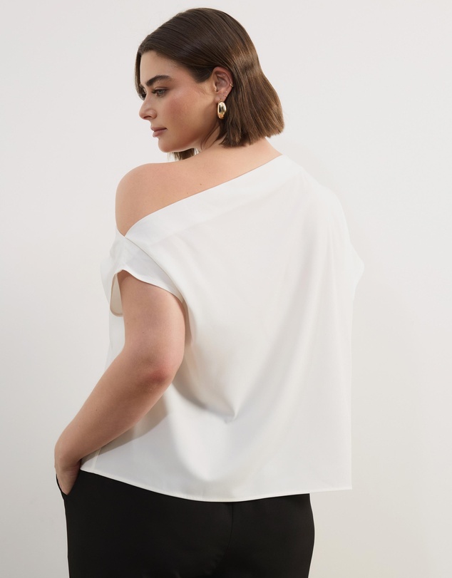 Atmos&Here Curvy - Willow Off Shoulder Top