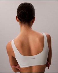 Calvin Klein - Invisibles Lightly Lined Bralette