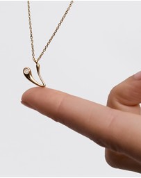 PDPAOLA - Initial 2026 V Pendant Necklace