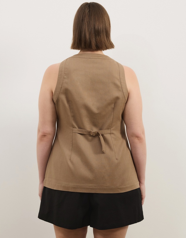 Atmos&Here Curvy - Maura V-Neck Longline Linen Blend Vest