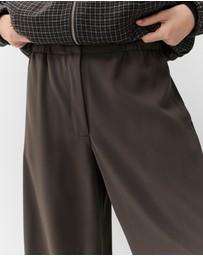 UNISON - Tailored Pull On Pant