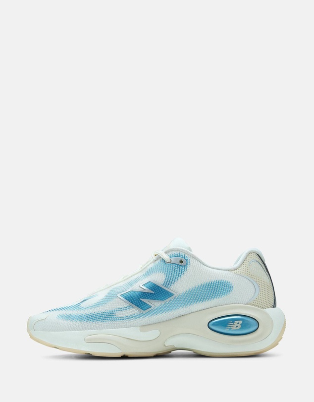 New Balance - AC Runner - Women's