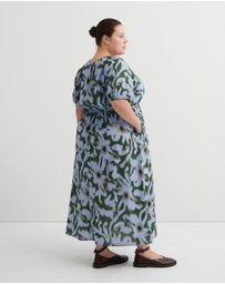 Kowtow - Illustrate Dress