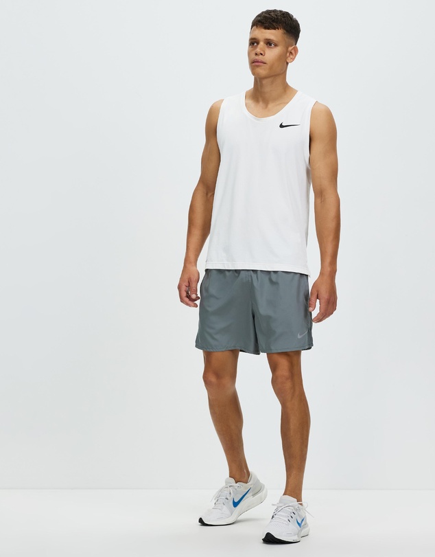 Nike - DriFIT 5
