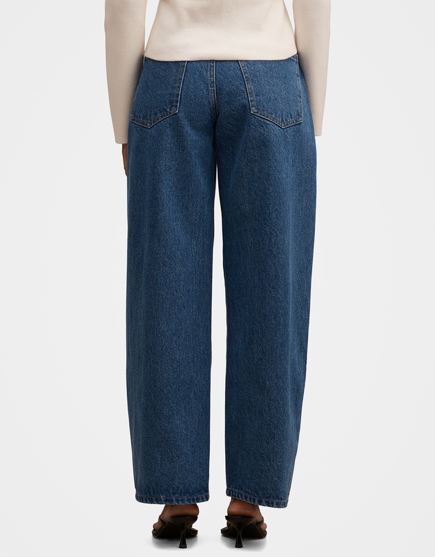Forever New Petite - Emma Petite Mid Rise Barrel Jeans