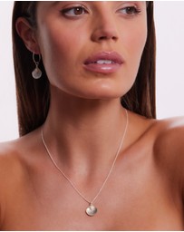 Alana Maria - Ula Shell Necklace - Sterling Silver