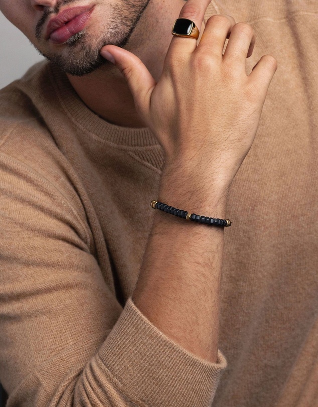 Nialaya Jewellery - Men's Hexagon Beaded Bracelet with Black Onyx and Gold
