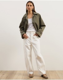 Atmos&Here - Osa Cropped Trench Coat