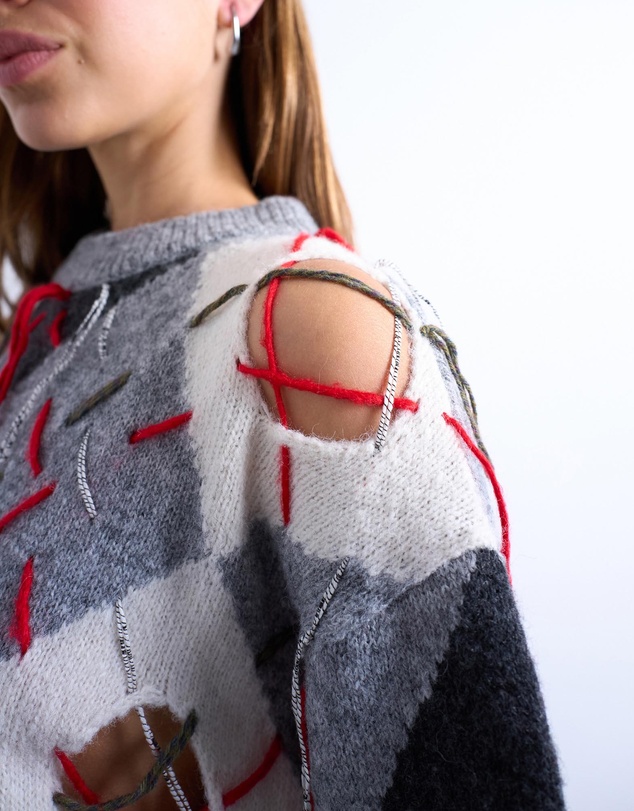 TOPSHOP - Knitted Argyle Distressed Jumper