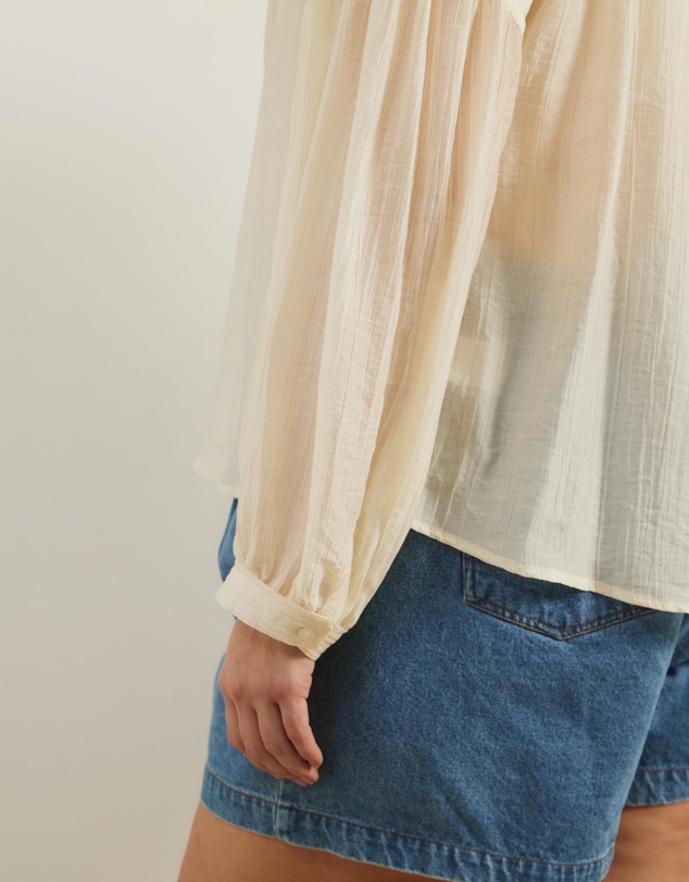 Atmos&Here Curvy - Sigrid Crinkle Blouse