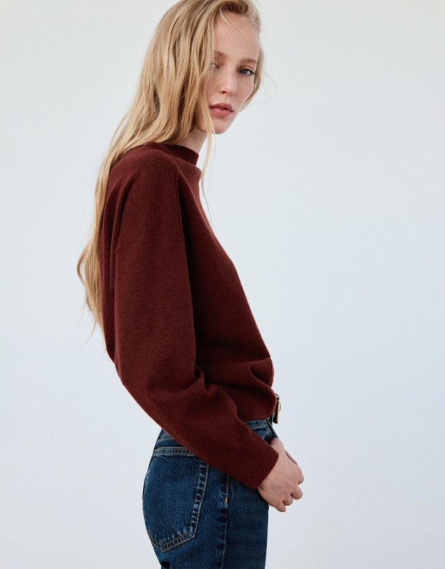 M.N.G - Nekkon Sweater