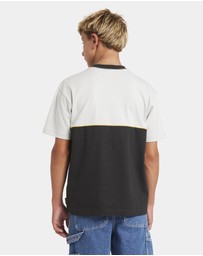 Billabong - Boys 8 to 16 Spec Legacy OG T-Shirt